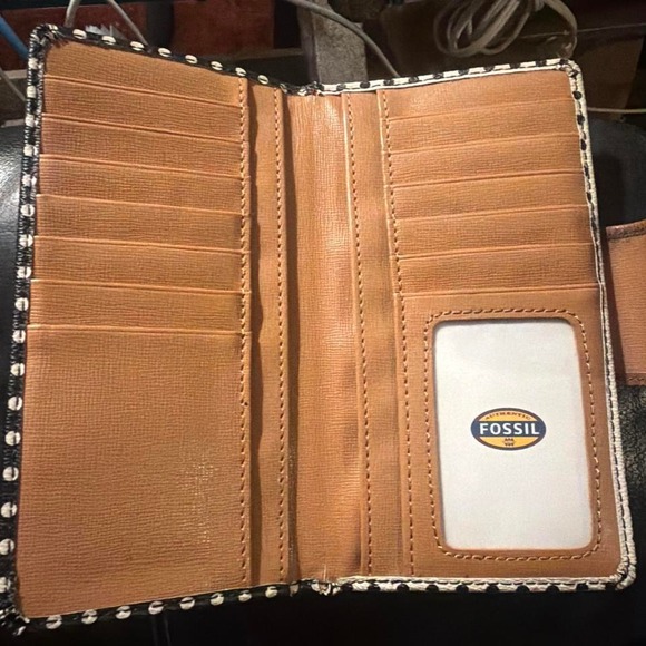 Fossil wallet - Picture 3 of 3